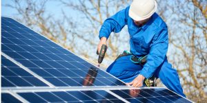 Installation Maintenance Panneaux Solaires Photovoltaïques à La Heuniere